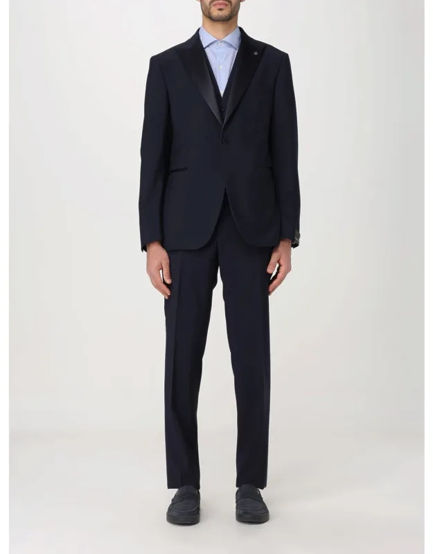 Suit