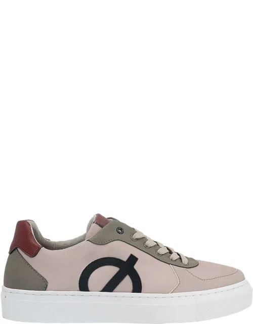 Classic Sneakers With New Designer Box