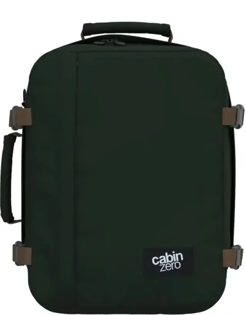 Classic Backpack 28l With Compression Straps And Airflow System