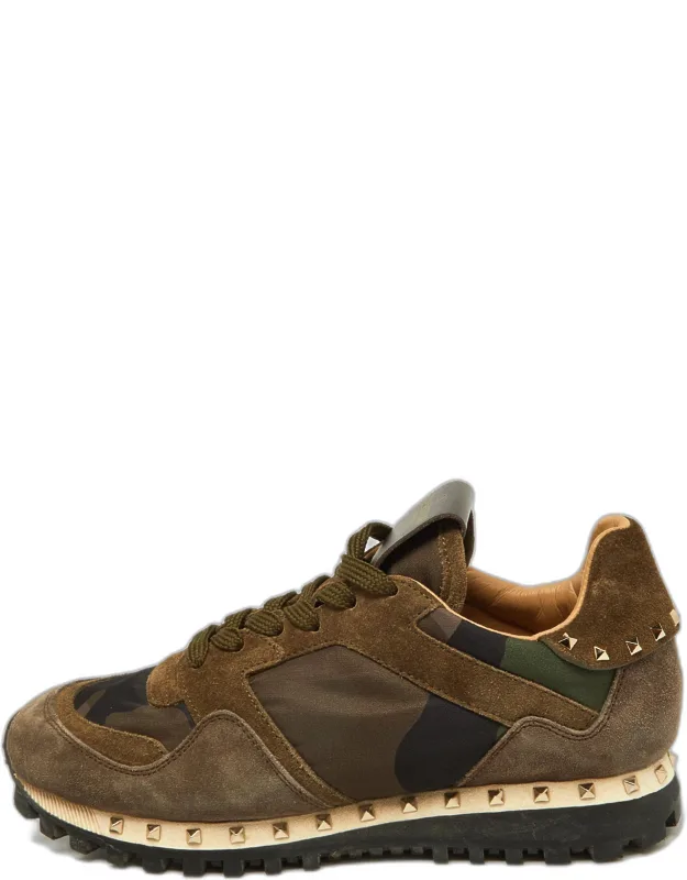 Suede And Camouflage Canvas Rockrunner Low Top Sneakers