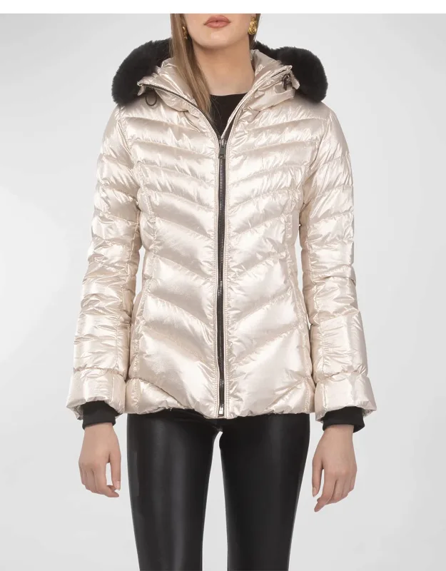 Apres-ski Jacket With Detachable Hood Trim And Detachable Dyed Toscana Lamb Shearling Hood Trim