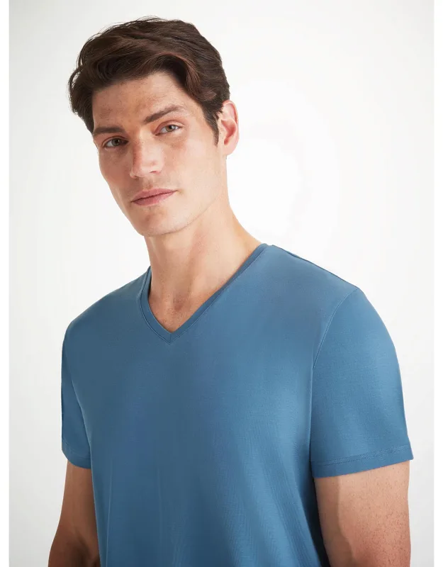 V-neck T-shirt