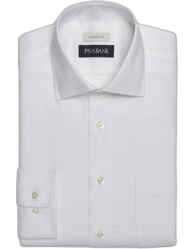 Tailored Fit Spread Collar Solid Dress Shirt
