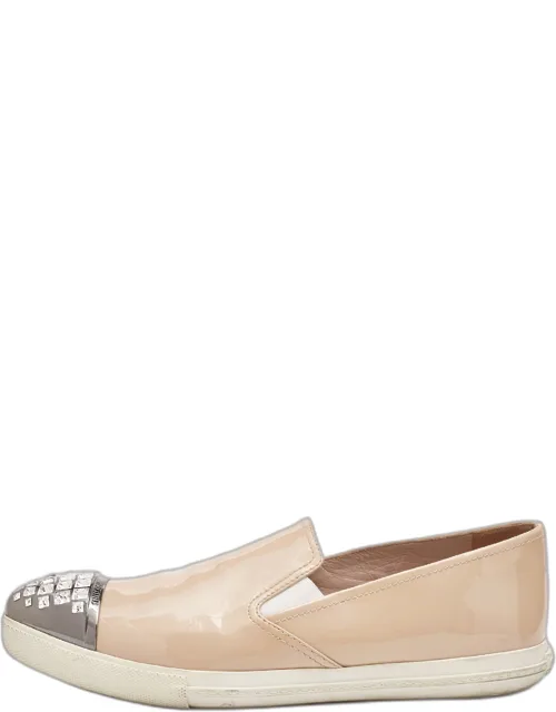 Patent Leather Crystal Embellishment Pointed Sneakers