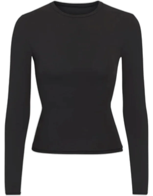 Long-sleeve Crewneck T-shirt