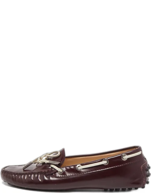 Tod's Leather Bow Slip On Loafers, Practical And Durable