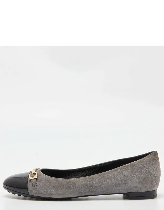 Suede And Patent Leather Buckle Detail Ballet Flats