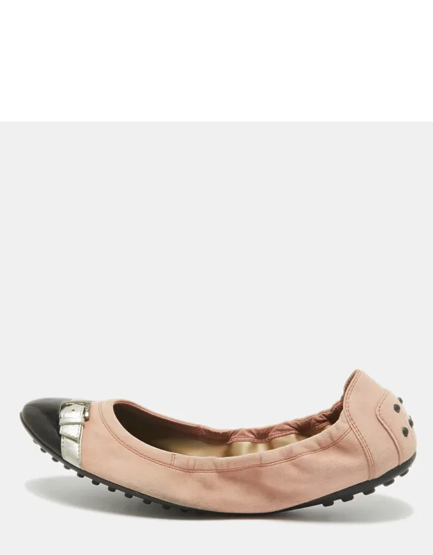 Suede And Patent Leather Buckle Detail Scrunch Ballet Flats