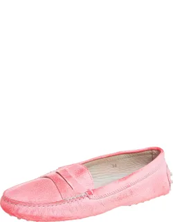 Tod's Pink Leather Penny Loafers With Timeless Aesthetic And Stellar Craftsmanship