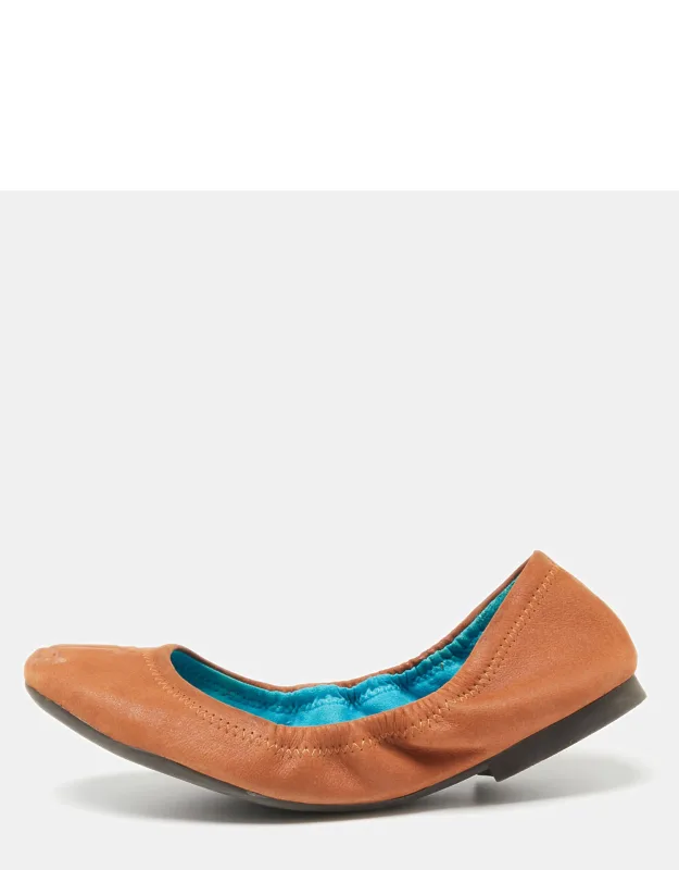 Tan Leather Embossed Logo Scrunch Ballet Flats