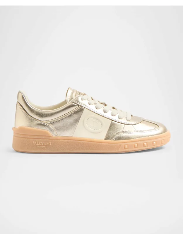 Metallic Low-top Sneakers