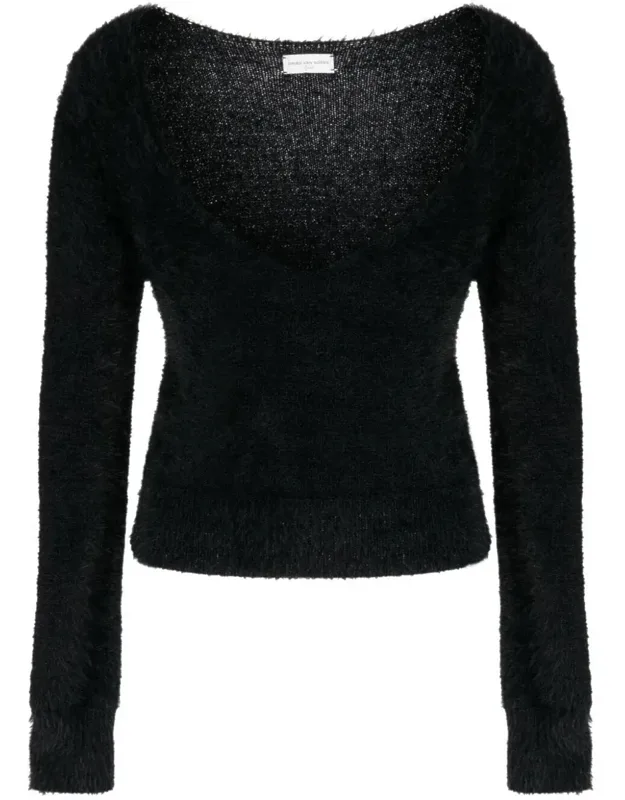 04380-teron 7703 W. K. Sweater