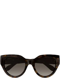 Gucci Eyewear Sunglasses With Width Of The Lens 52 Mm And Length Of The Bridge 21 Mm