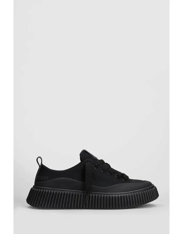 Sneakers With Round Toe And Laces