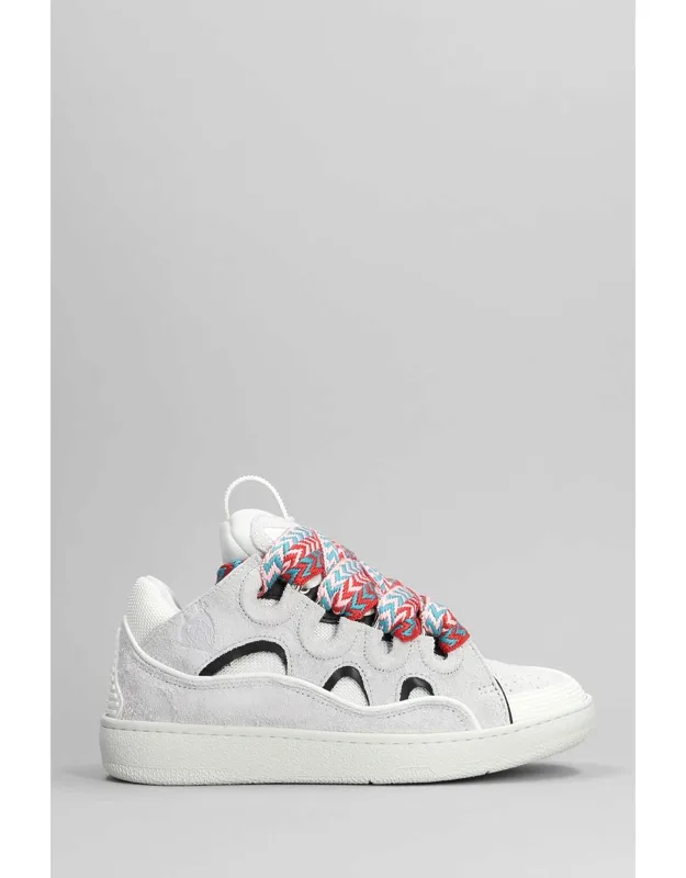 Curb Sneakers
