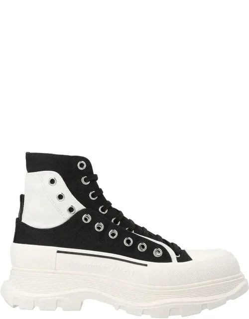 Tread Slick Ankle Boot With Heel 1.8 In And Platform 1.4 In