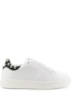 Sneakers With Studs