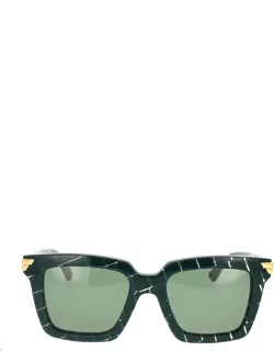 Bottega Veneta Sunglasses With Width Of The Lens 53 Mm And Length Of The Bridge 21 Mm