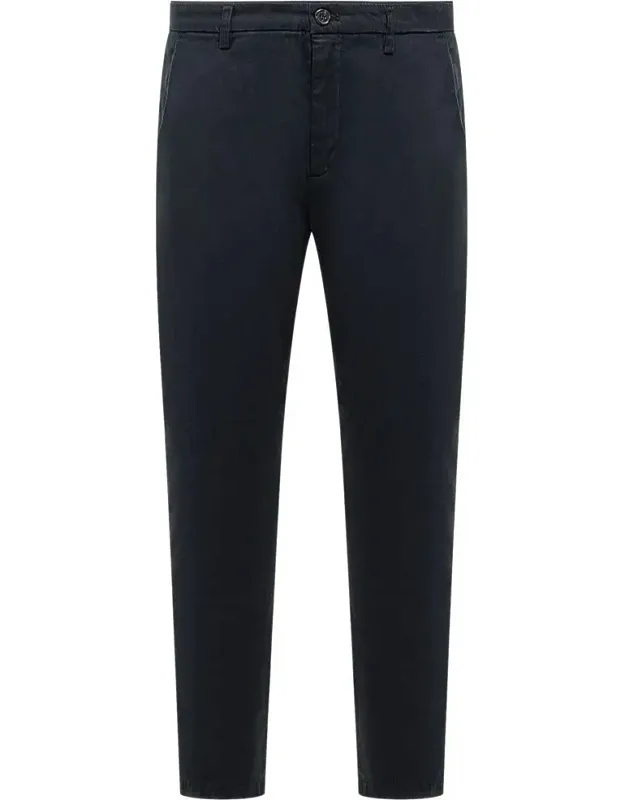 Pant With Button Closure And Zipper Closure