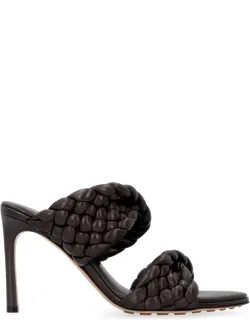The Curve Leather Mule
