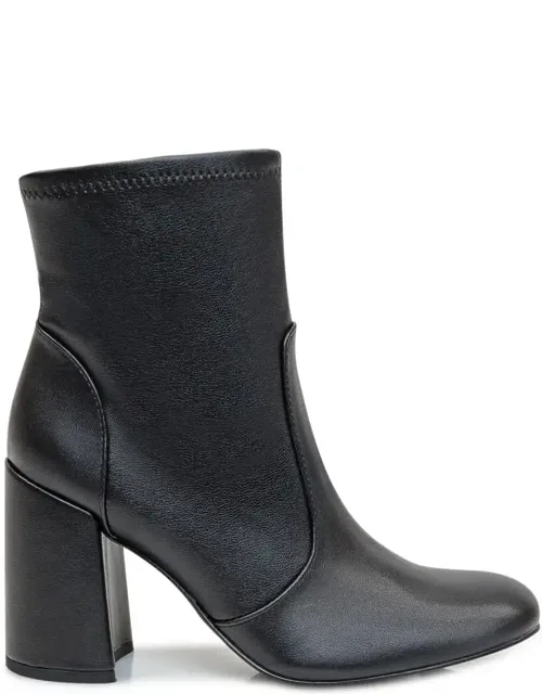 Boots With Heel