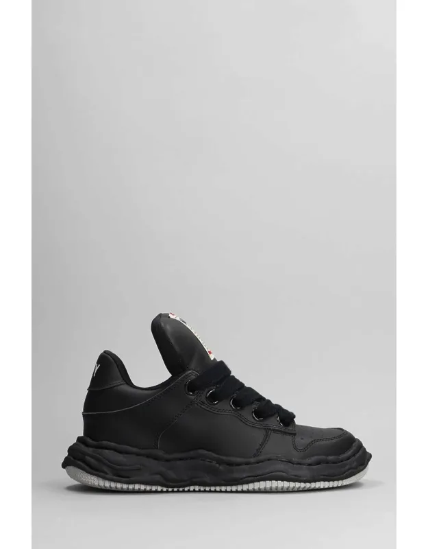 Wayne Sneakers