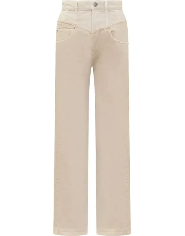 Noemie Jeans