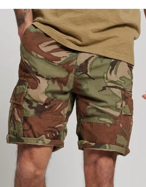 Superdry Organic Cotton Heavy Cargo Shorts With Wide Fit And Six Pocket Design
