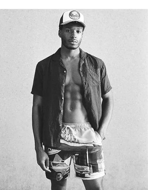 Photographic 17-inch Swim Shorts With Drawstring Waist And Zip Back Pocket