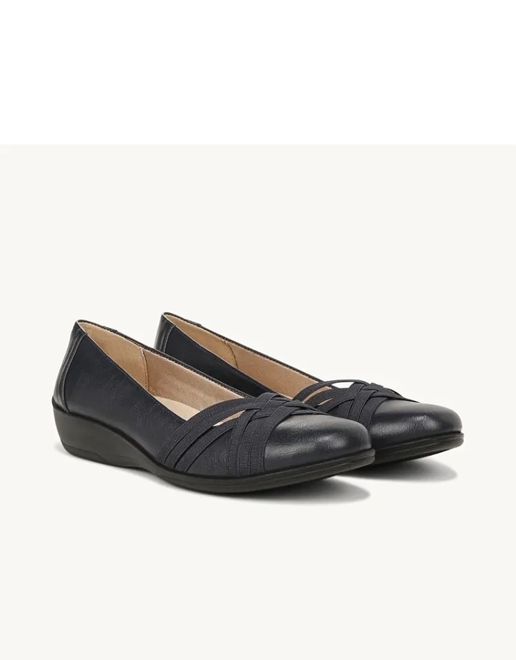 Lifestride Incredible 2 Slip On Shoes (lux Faux Leather) With Soft System® Comfort And Traction Sole