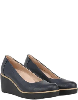 About Time Wedge Pumps