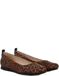Timeless Slip-on Flats