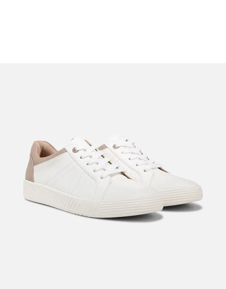 Neela Sneakers