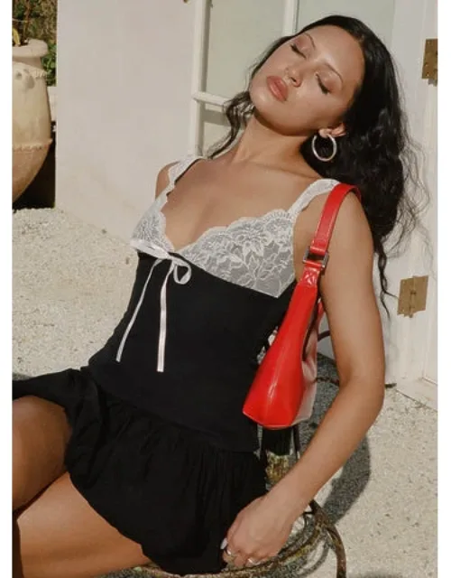 Delvonte Top V-neckline, Lace Detail