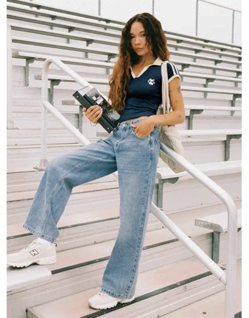 Serenitia Mid Rise Relaxed Jeans