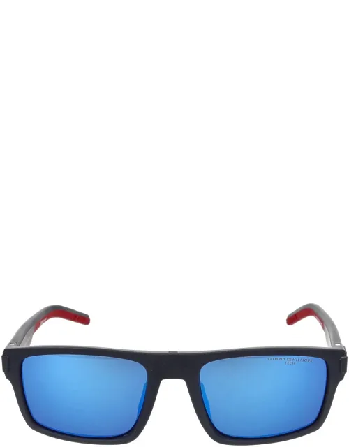 Sunglasses Th 1977/s