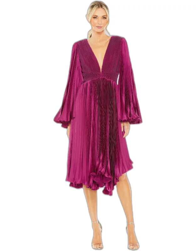 Long Flare Sleeve Pleated Dress