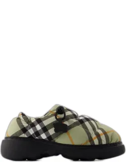 Pillow Low Mules