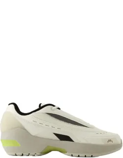 Vector Sneakers