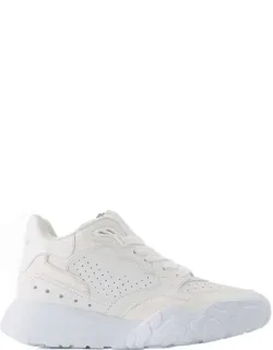 New Court Sneakers