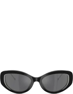 Diesel - Cat-eye Style Sunglasses - Soft Cat-eye Style, Iconic Metal Brackets