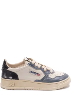 Medallist Sneakers
