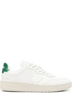 V-90 Sneakers