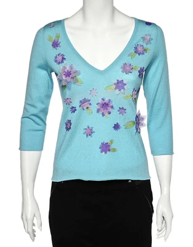 Wool Floral Applique V-neck Sweater
