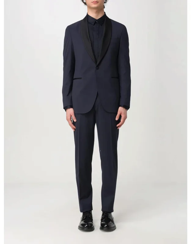 Suit