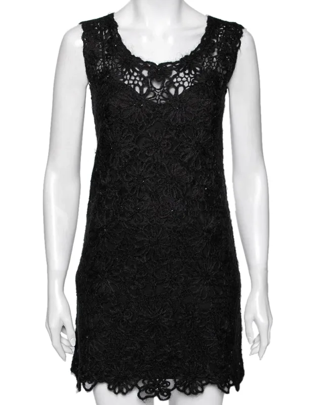 Vintage Floral Embroidered Sleeveless Dress