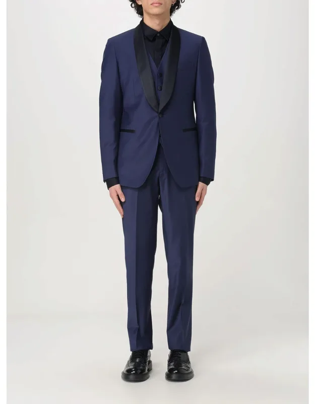 Suit