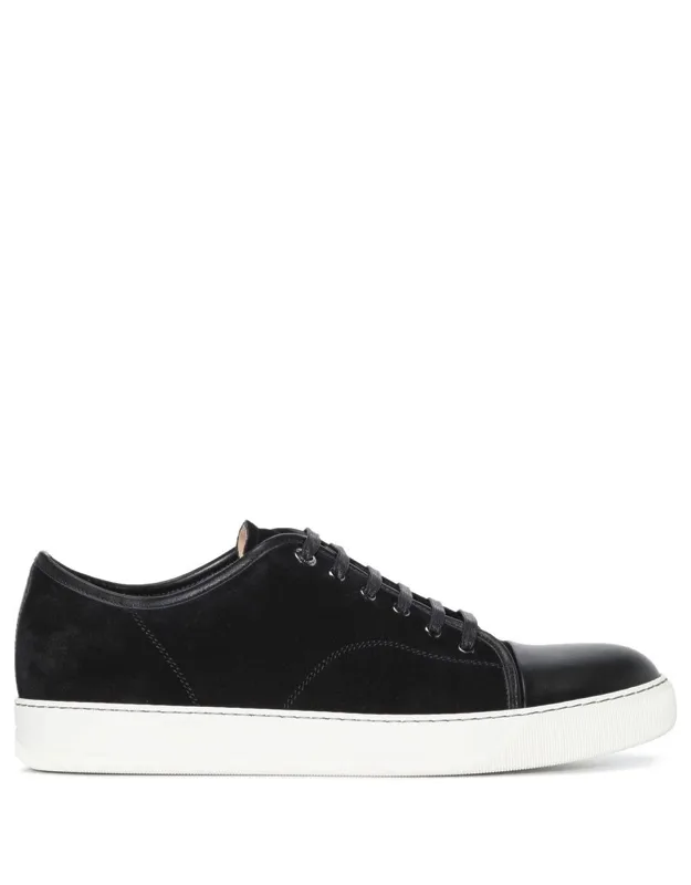Sneakers Round Toe Front Lace-up Fastening