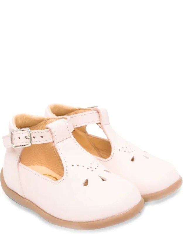 Stand-up Sandals
