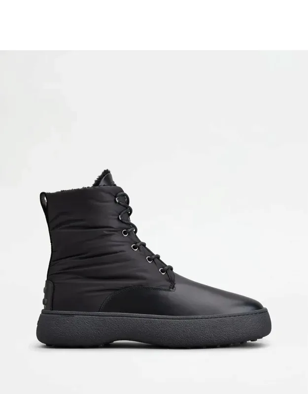 Lace-up Ankle Boots In Leather And Fabric